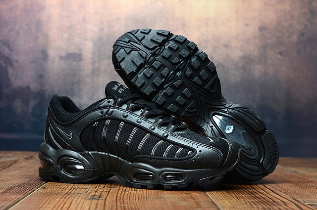 Nike Air Max Tailwind IV-2